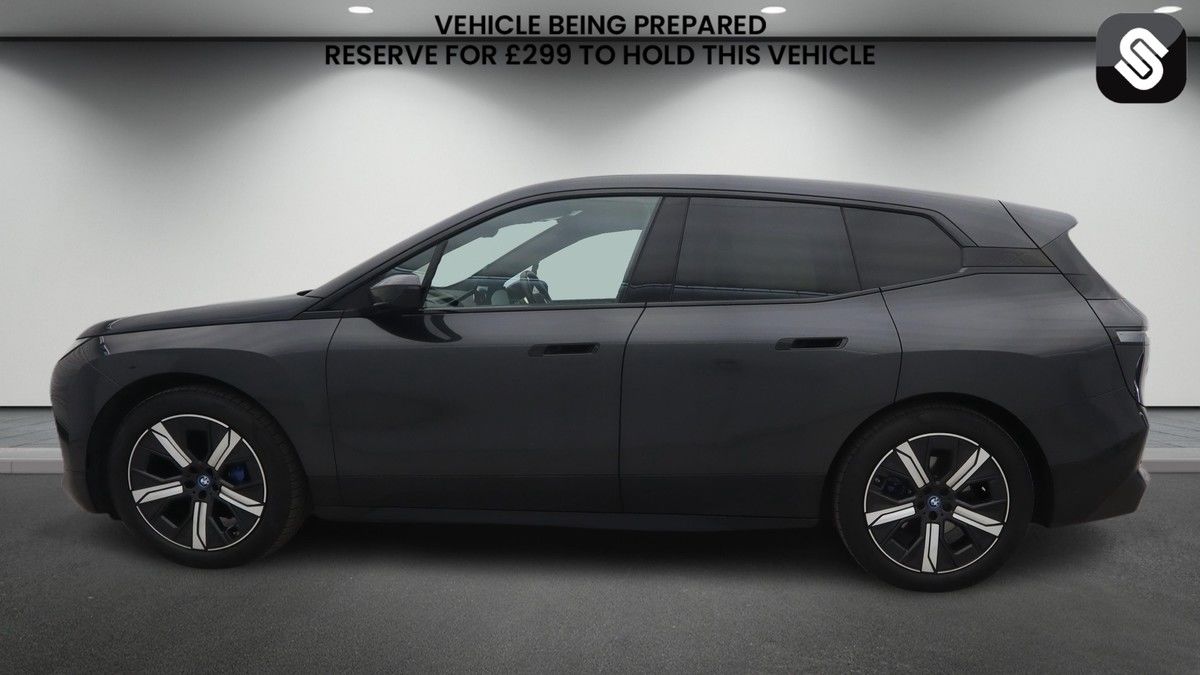 BMW iX Image 6