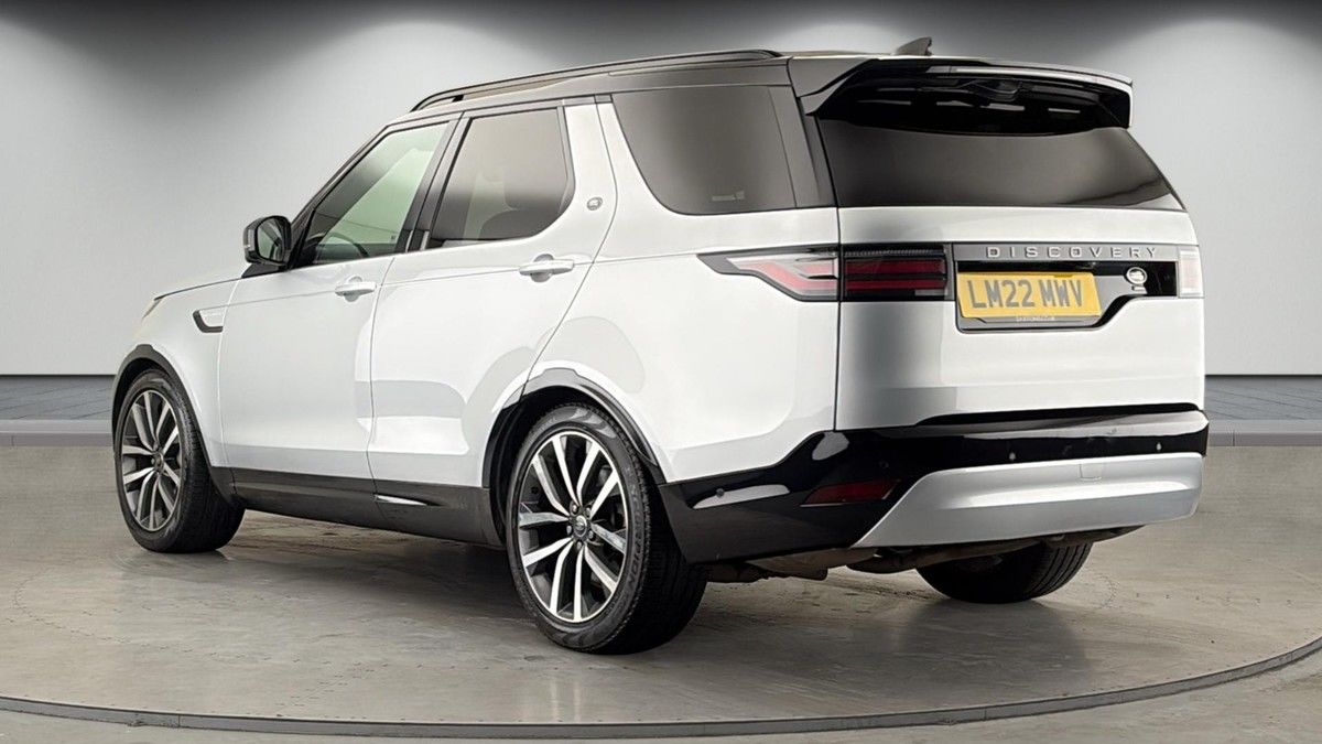 Land Rover Discovery Image 2