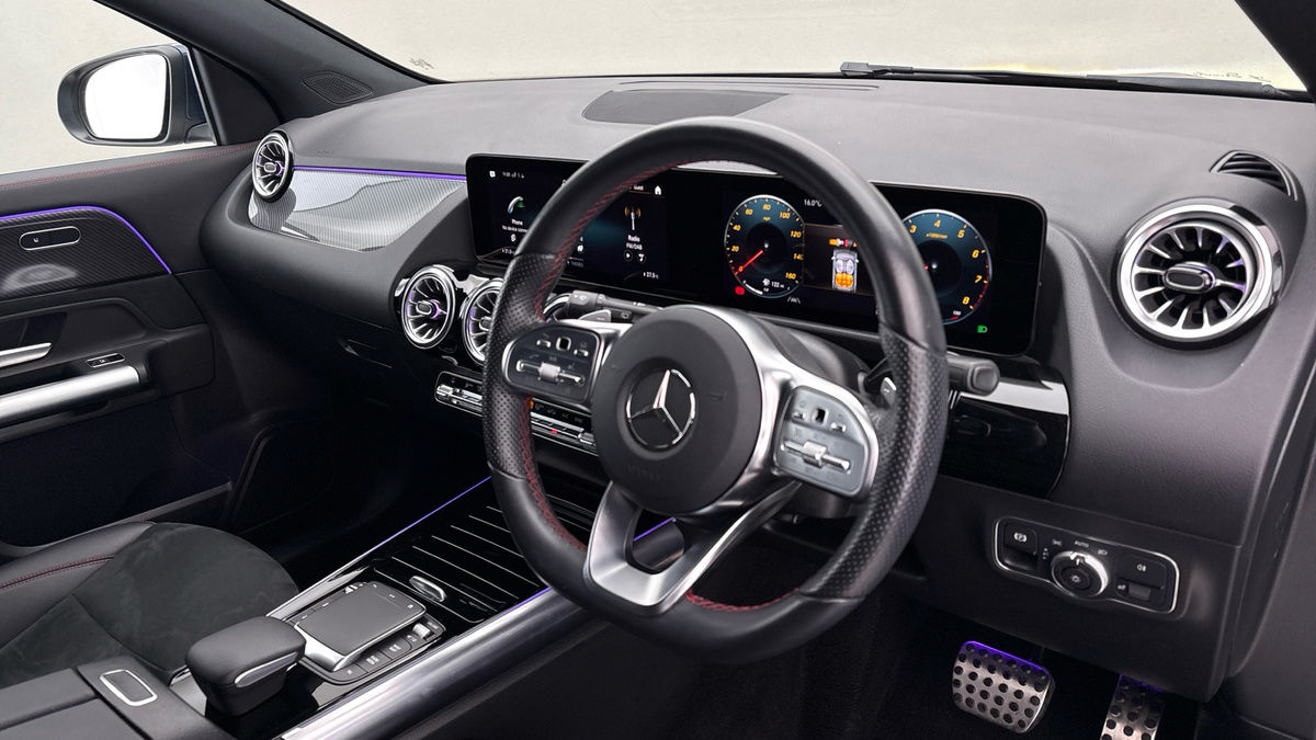 Mercedes-Benz GLA Image 5