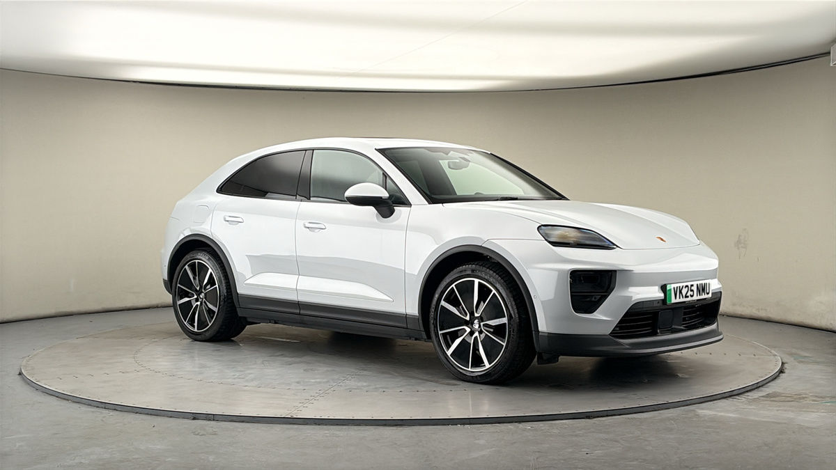More views of Porsche Macan