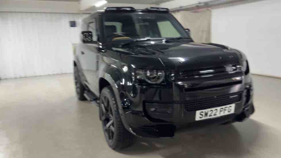More views of Land Rover Defender 90