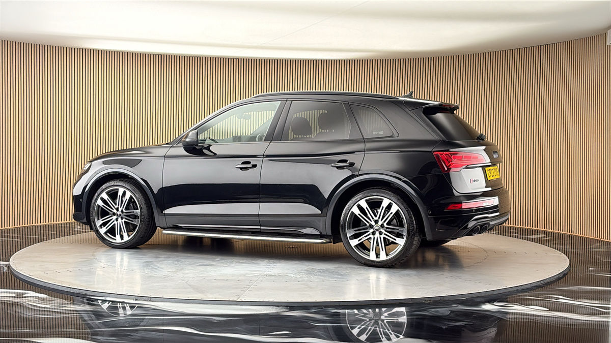 More views of Audi SQ5