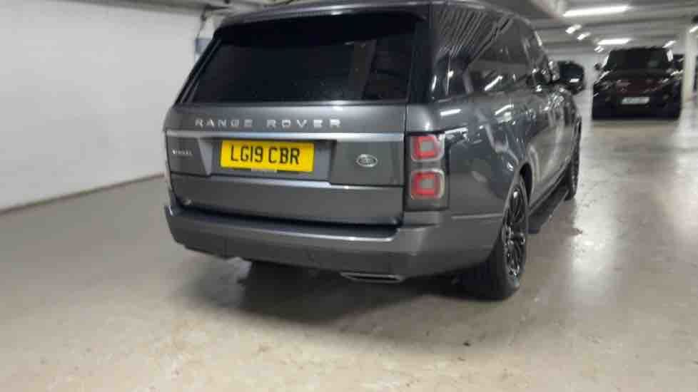 More views of Land Rover Range Rover
