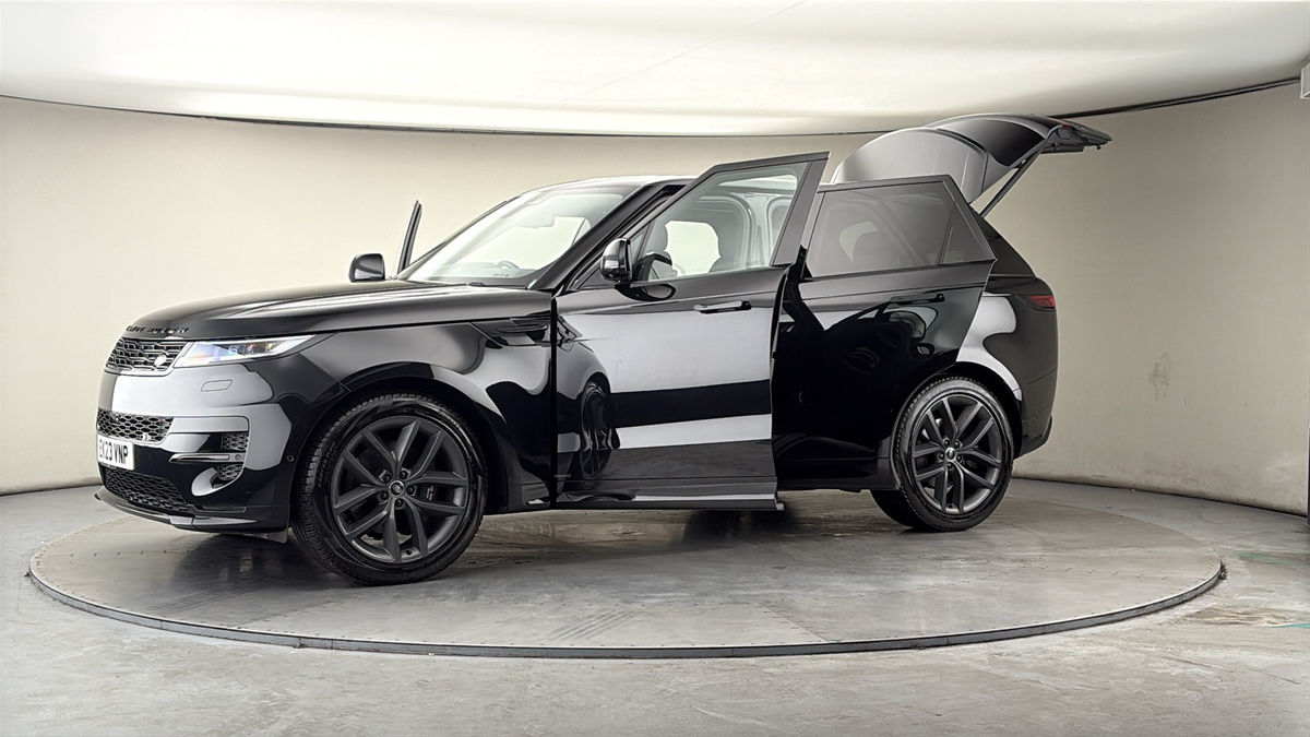 More views of Land Rover Range Rover Sport