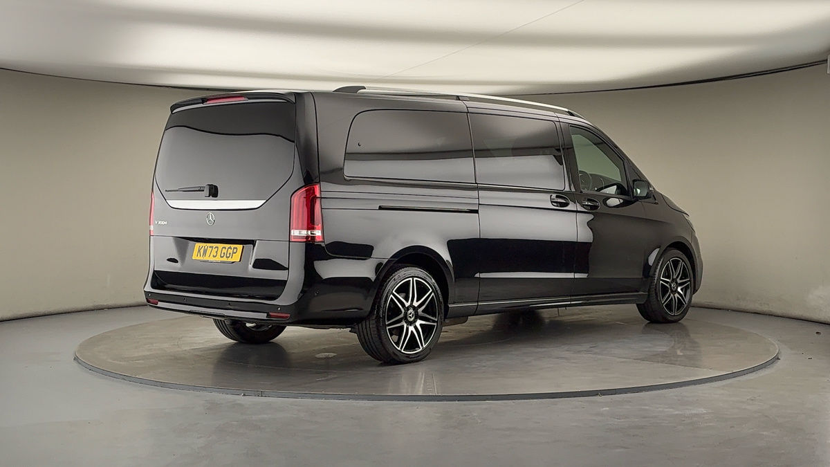 Mercedes-Benz V Class Image 21