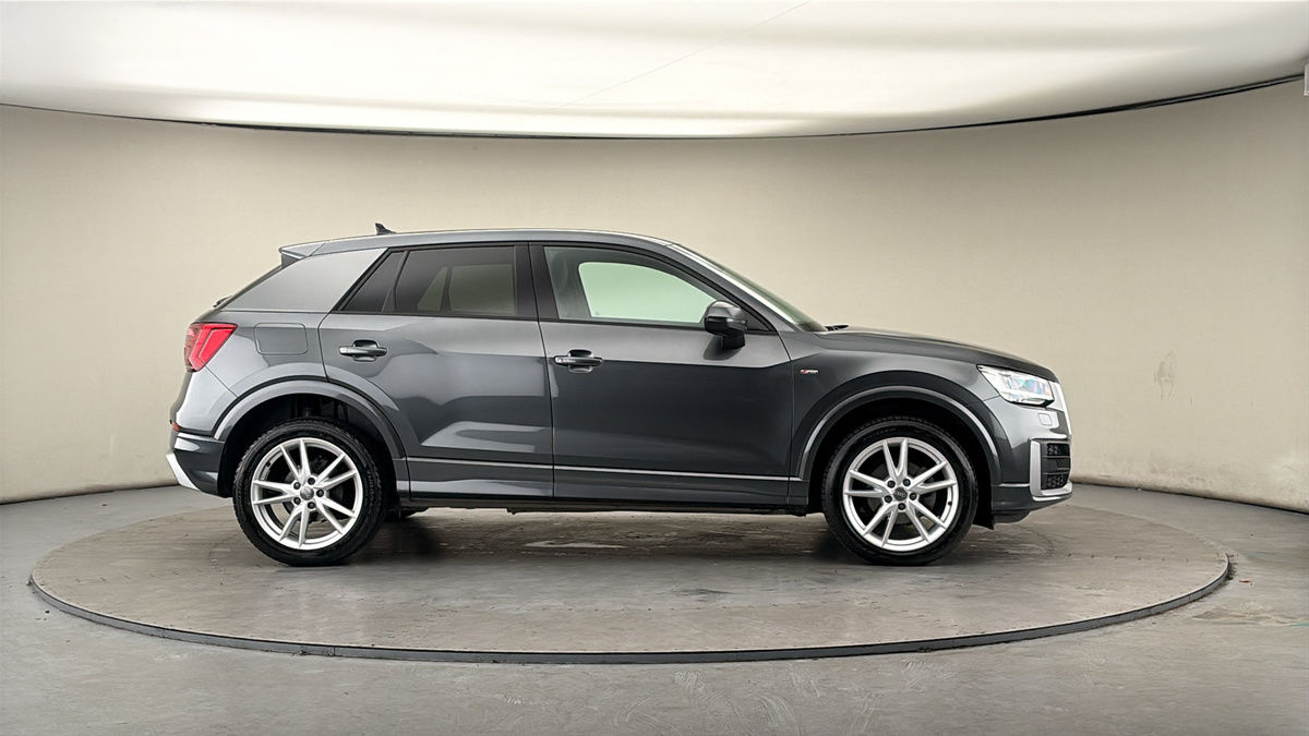 More views of Audi Q2
