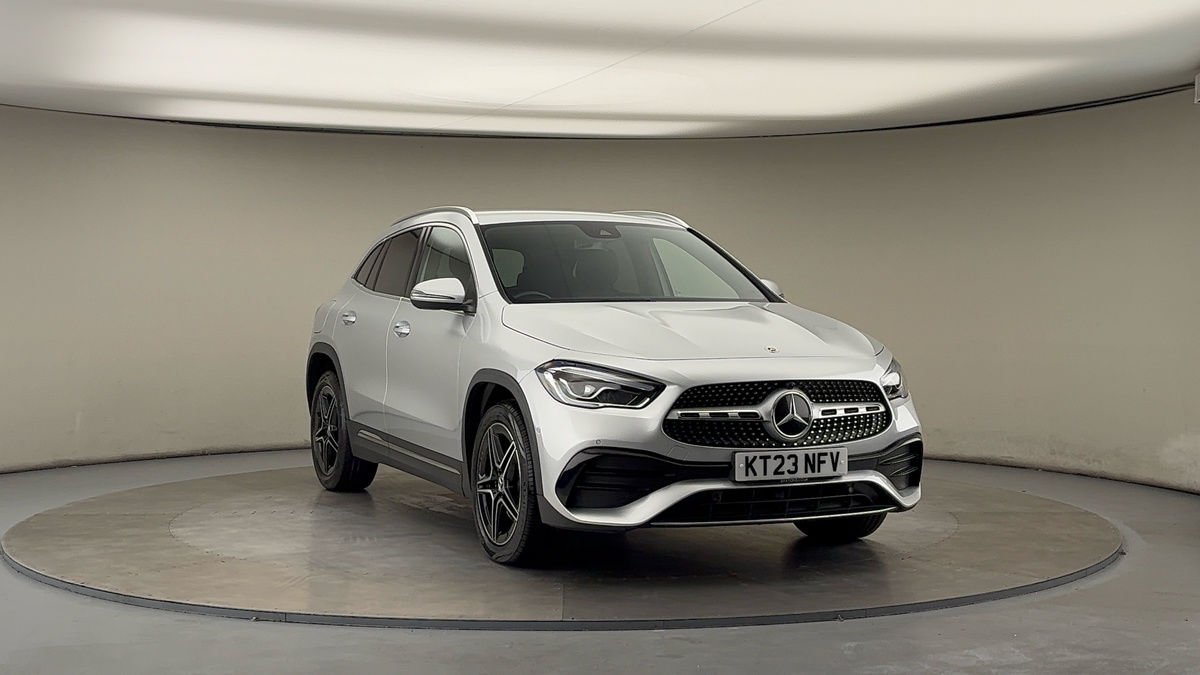 More views of Mercedes-Benz GLA
