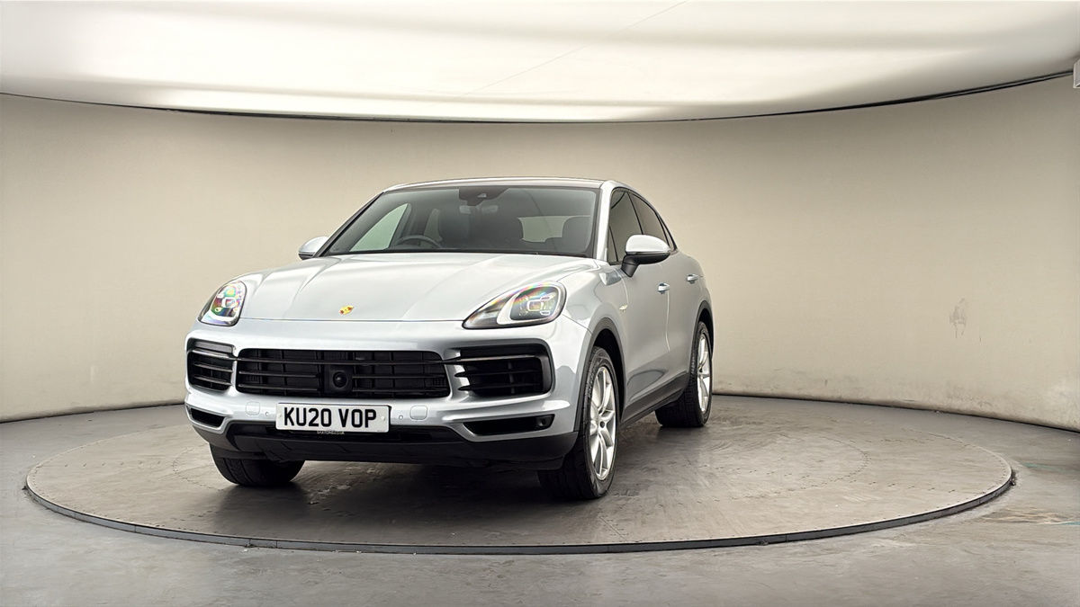 More views of Porsche Cayenne