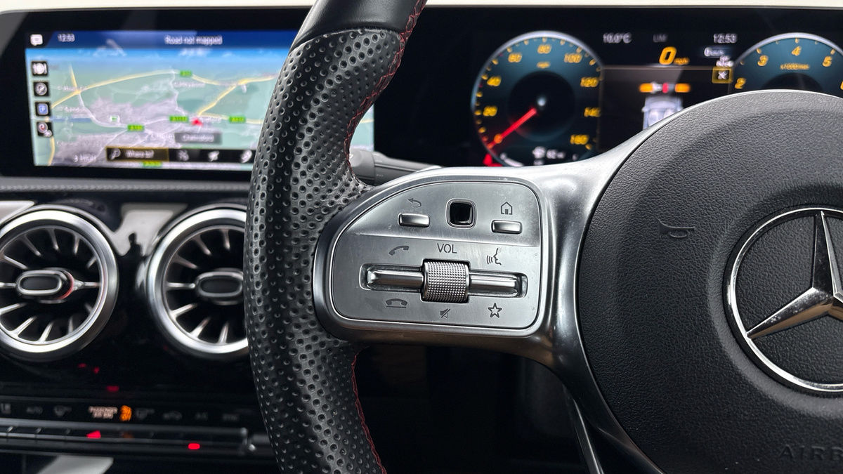 Mercedes-Benz A Class Image 13