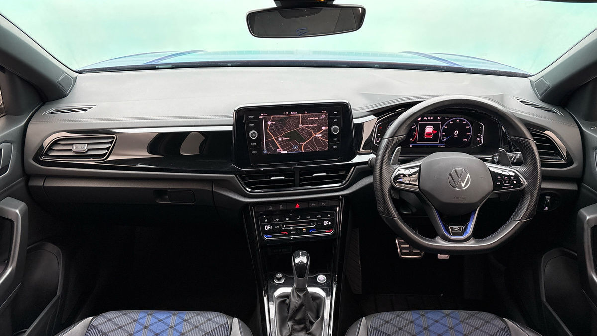 Volkswagen T-Roc Image 12