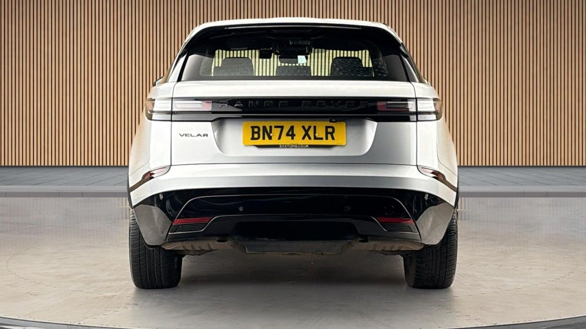 Land Rover Range Rover Velar Image 4