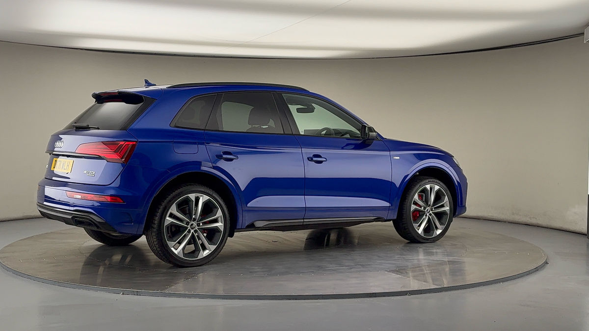 More views of Audi Q5