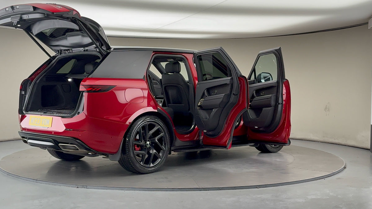 More views of Land Rover Range Rover Sport