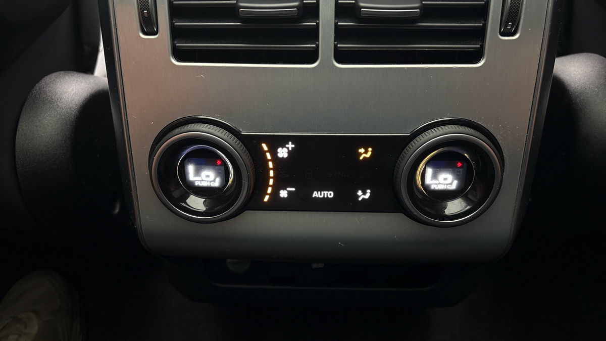 Land Rover Range Rover Sport Urban Image 26