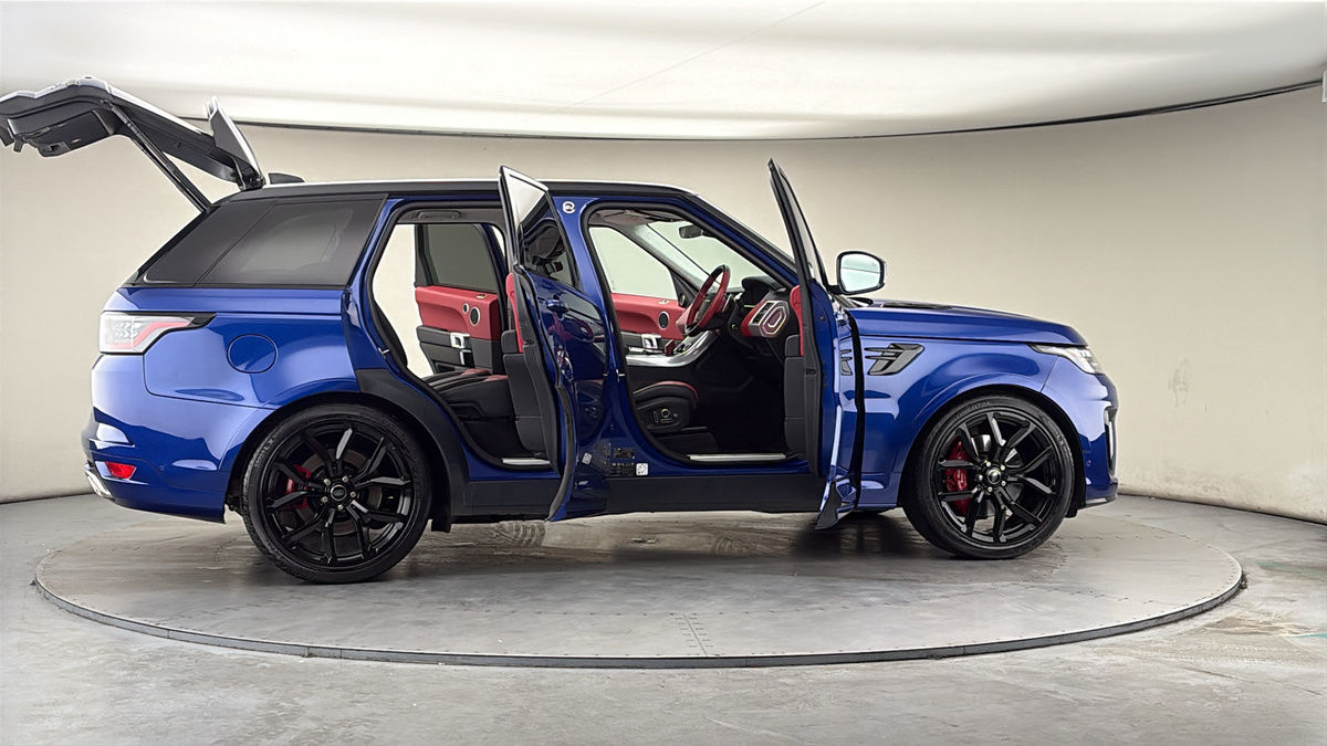More views of Land Rover Range Rover Sport