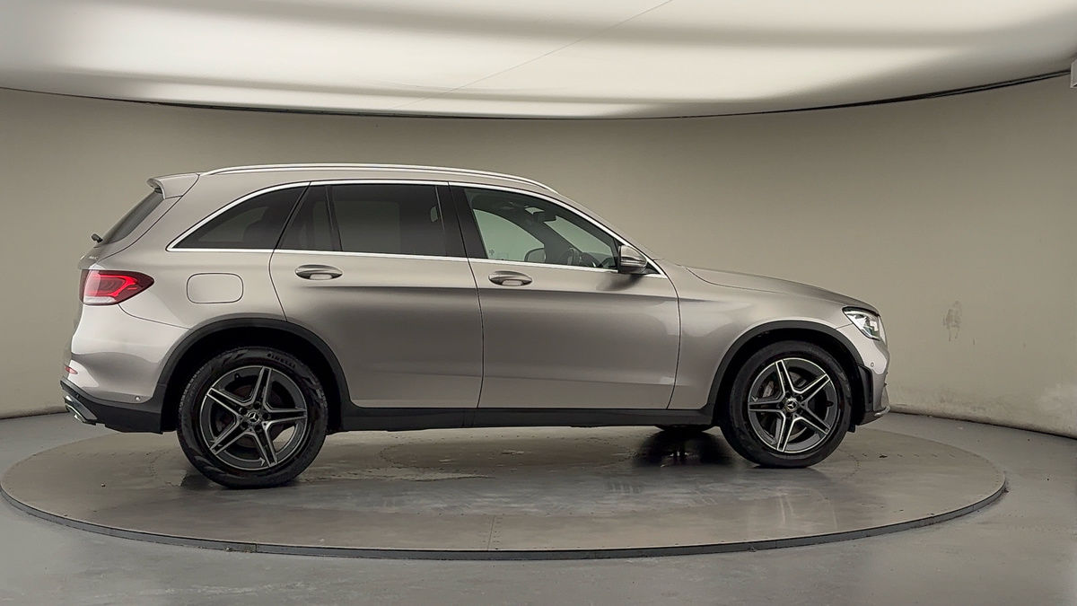 More views of Mercedes-Benz GLC