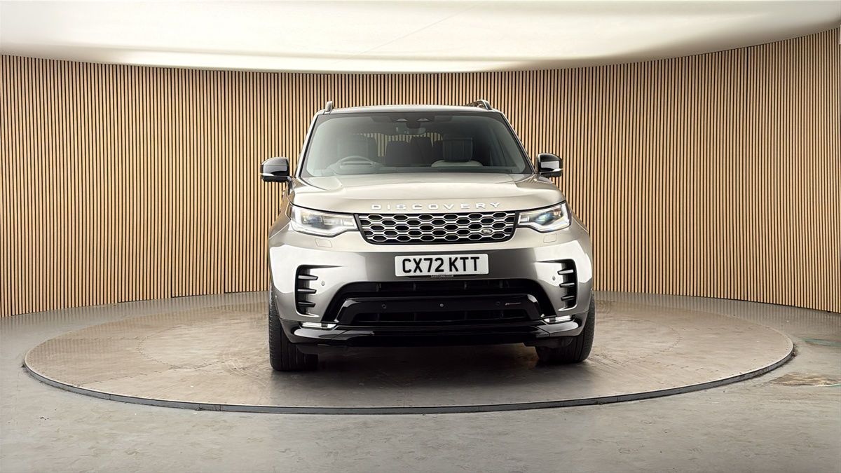 More views of Land Rover Discovery