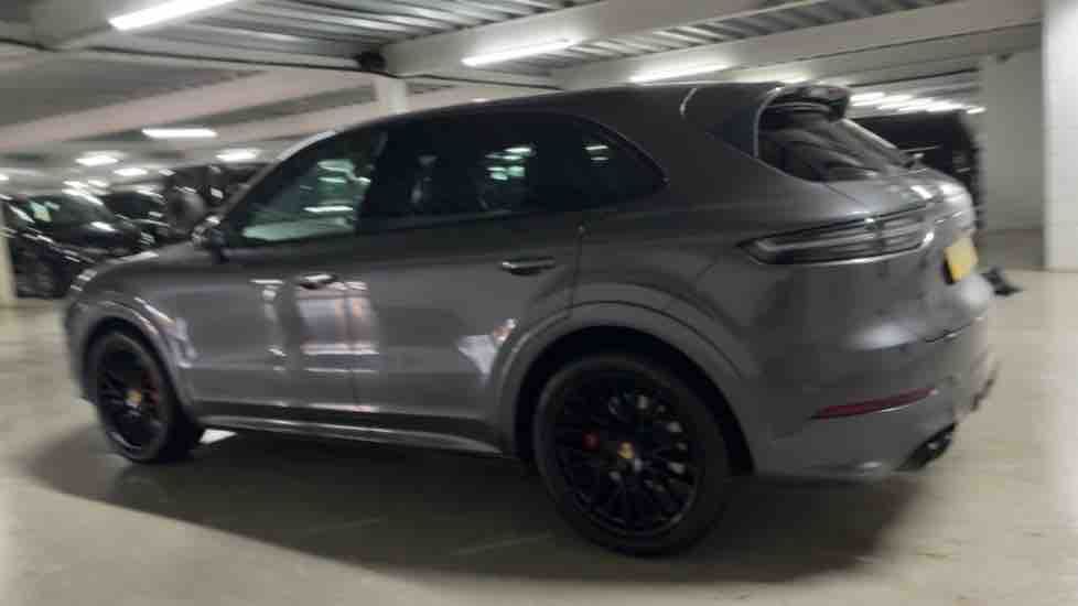 More views of Porsche Cayenne