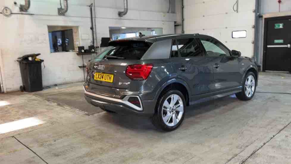 More views of Audi Q2
