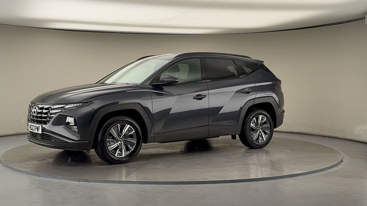 More views of Hyundai TUCSON