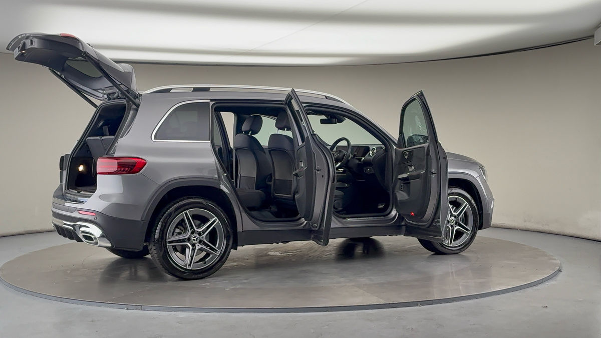 More views of Mercedes-Benz GLB