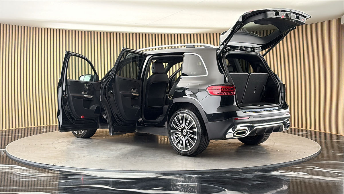 More views of Mercedes-Benz GLB