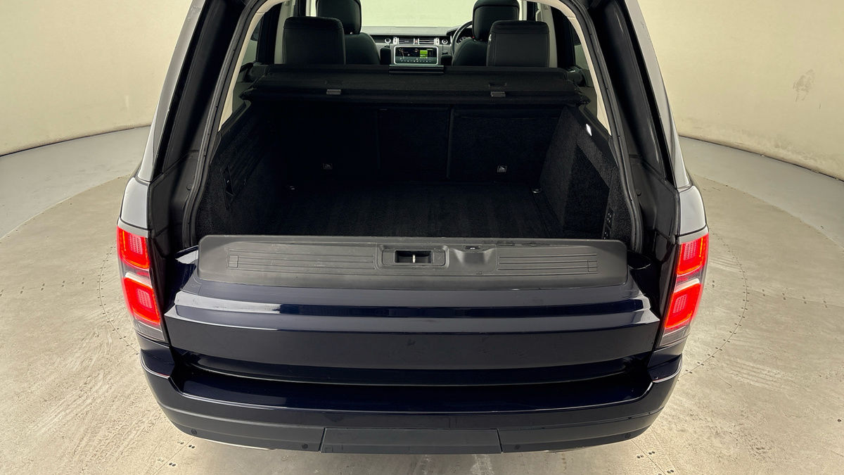 Land Rover Range Rover Image 11