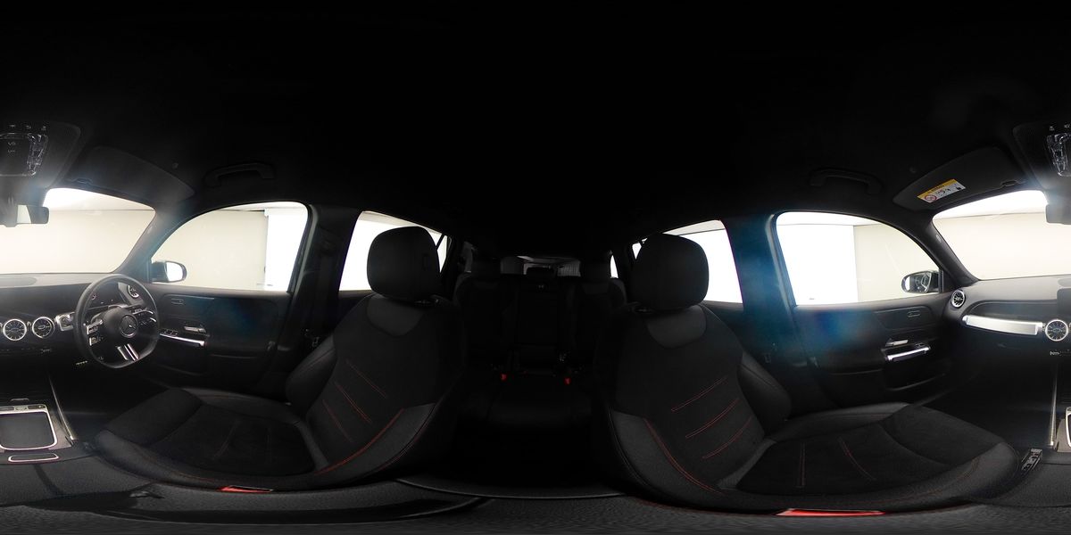 More views of Mercedes-Benz GLB