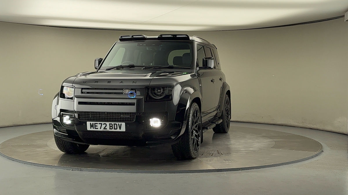 More views of Land Rover Defender 110