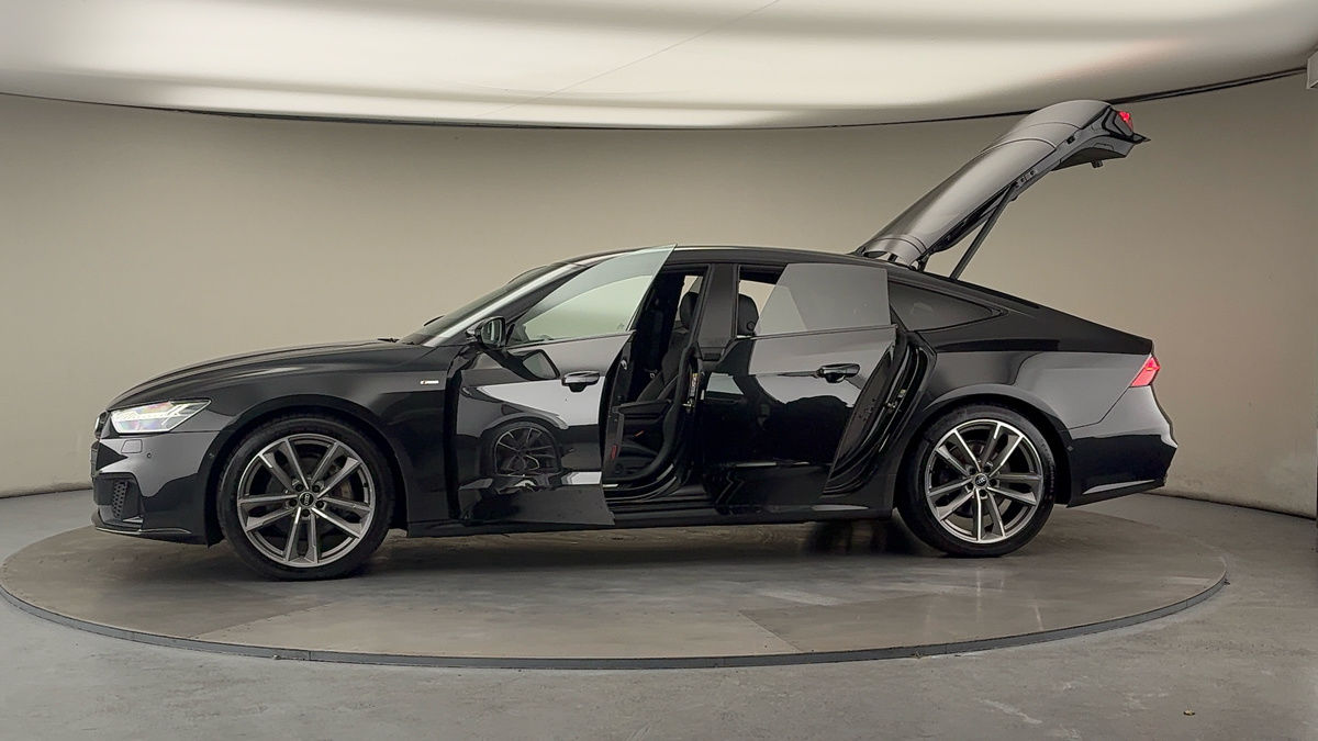 More views of Audi A7