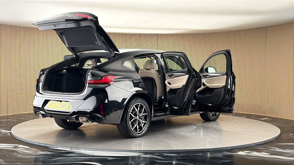 More views of BMW X4