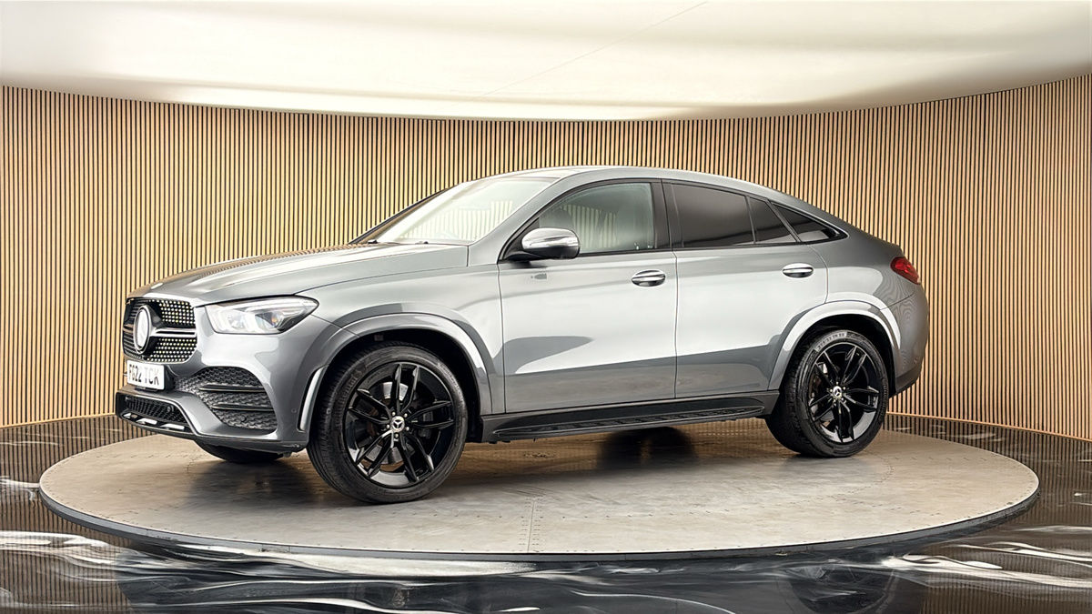 More views of Mercedes-Benz GLE