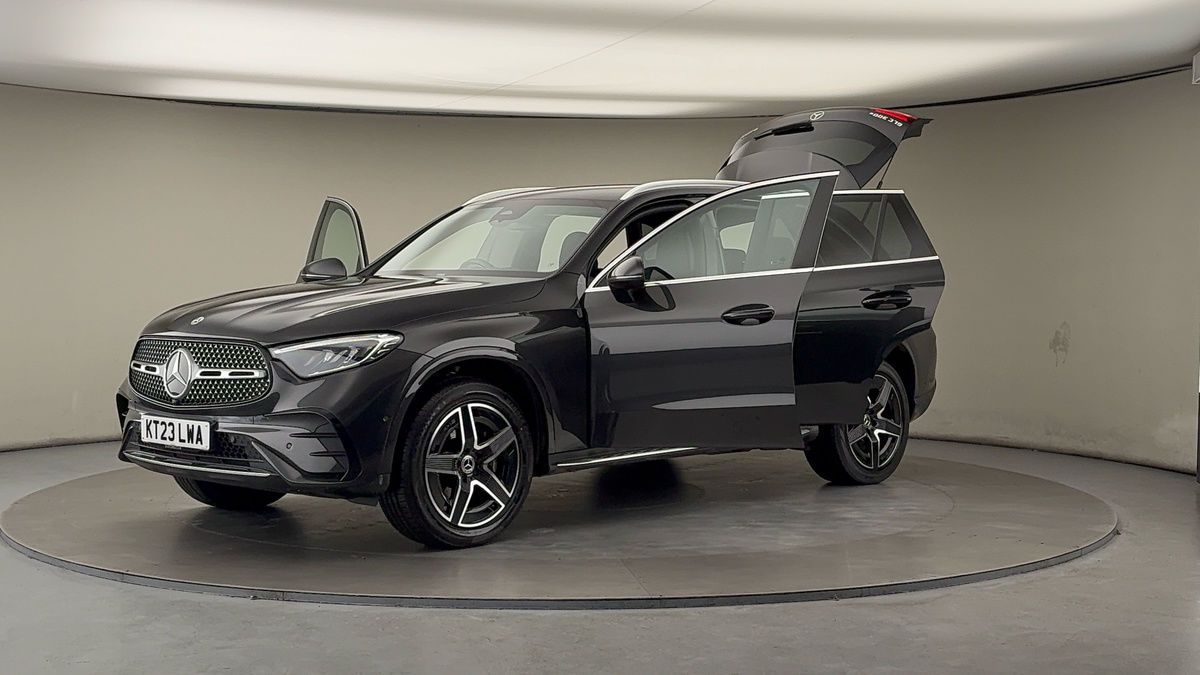 Mercedes-Benz GLC Image 22