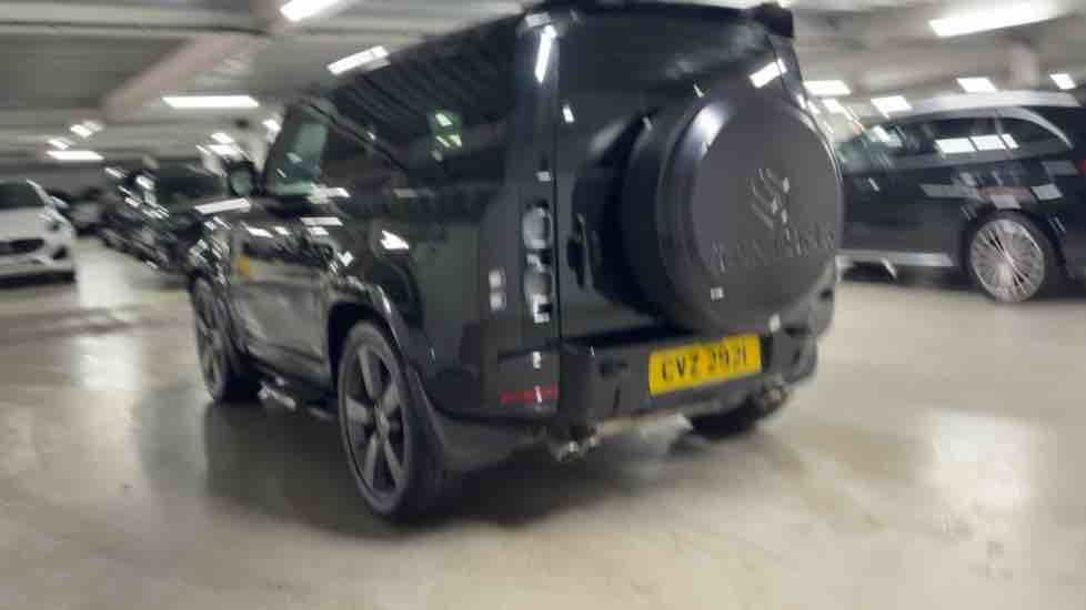 More views of Land Rover Defender 90