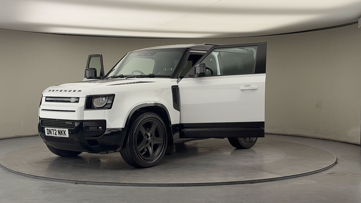 More views of Land Rover Defender 90