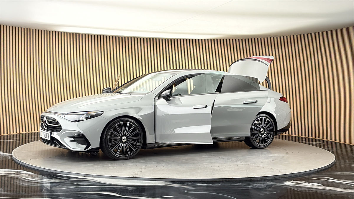 More views of Mercedes-Benz CLA