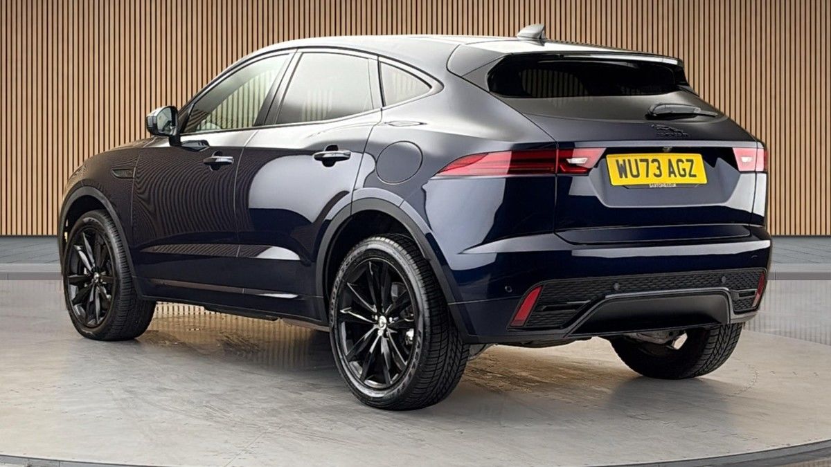 Jaguar E-PACE Image 2