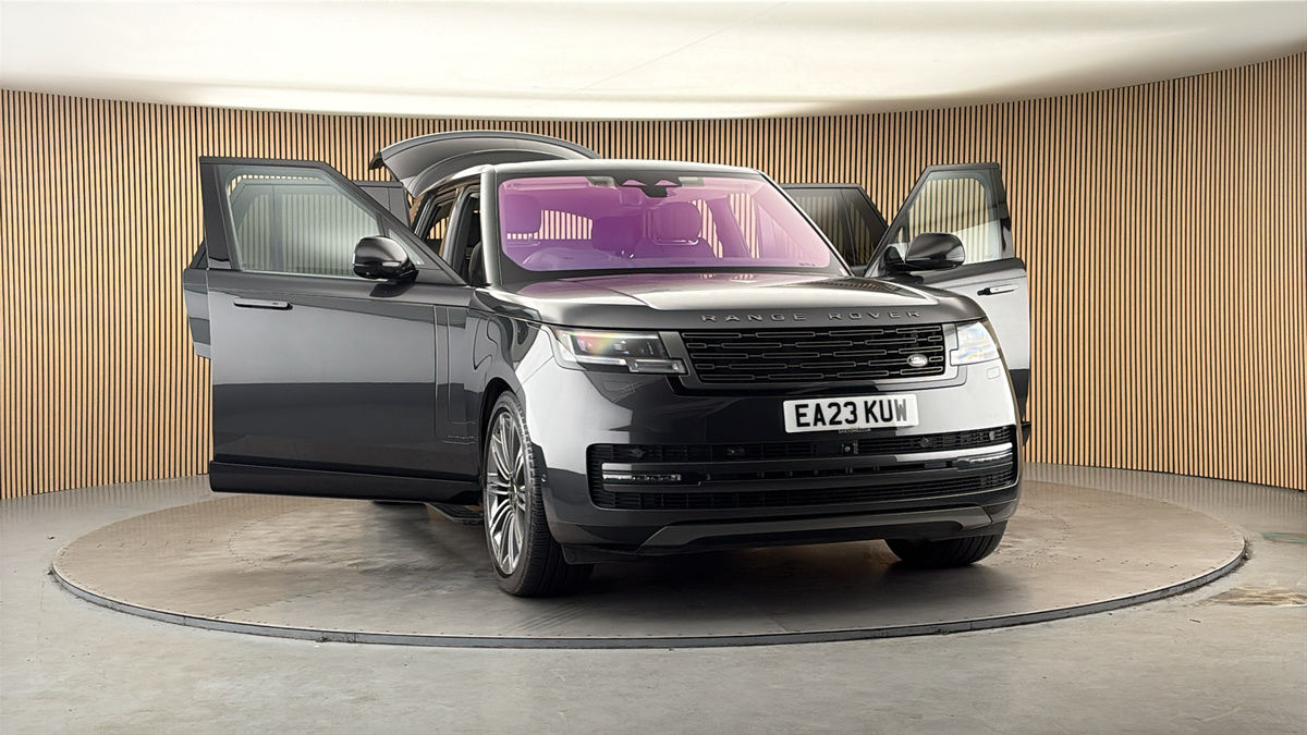 More views of Land Rover Range Rover