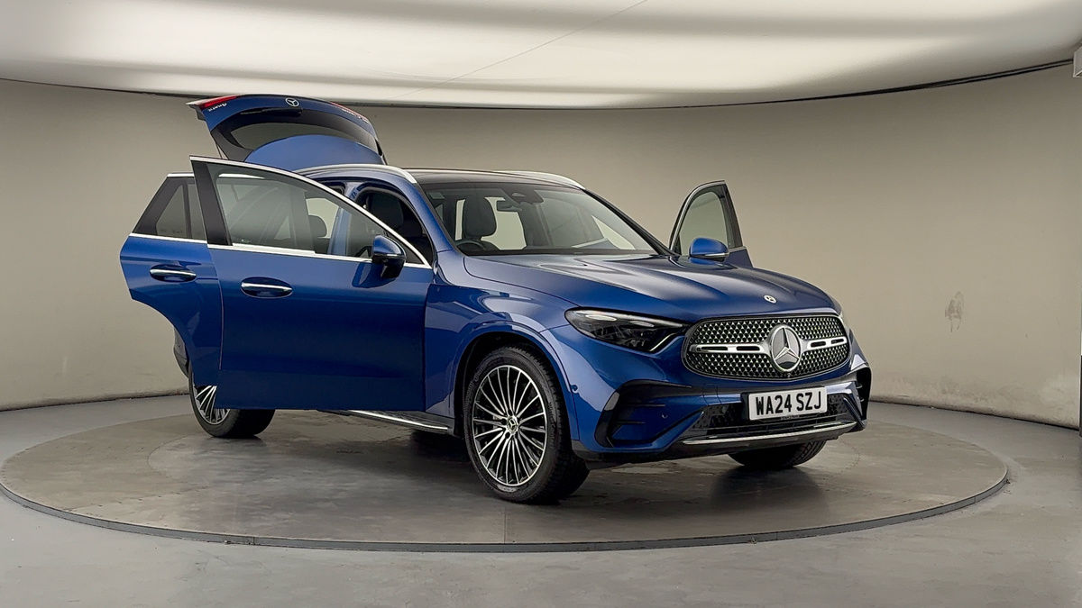 More views of Mercedes-Benz GLC