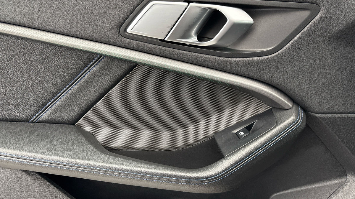 BMW 2 Series Image 19