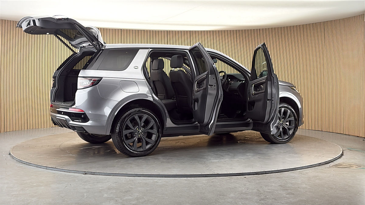 More views of Land Rover Discovery Sport