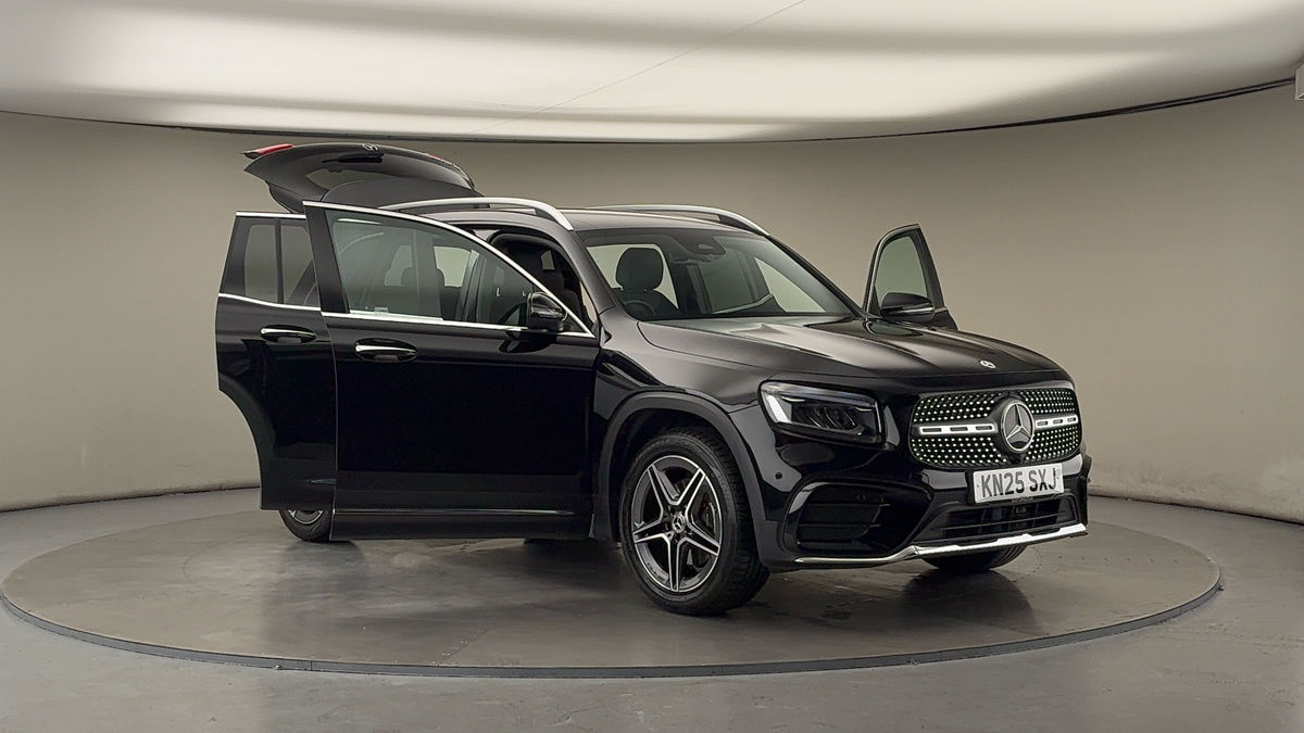 More views of Mercedes-Benz GLB