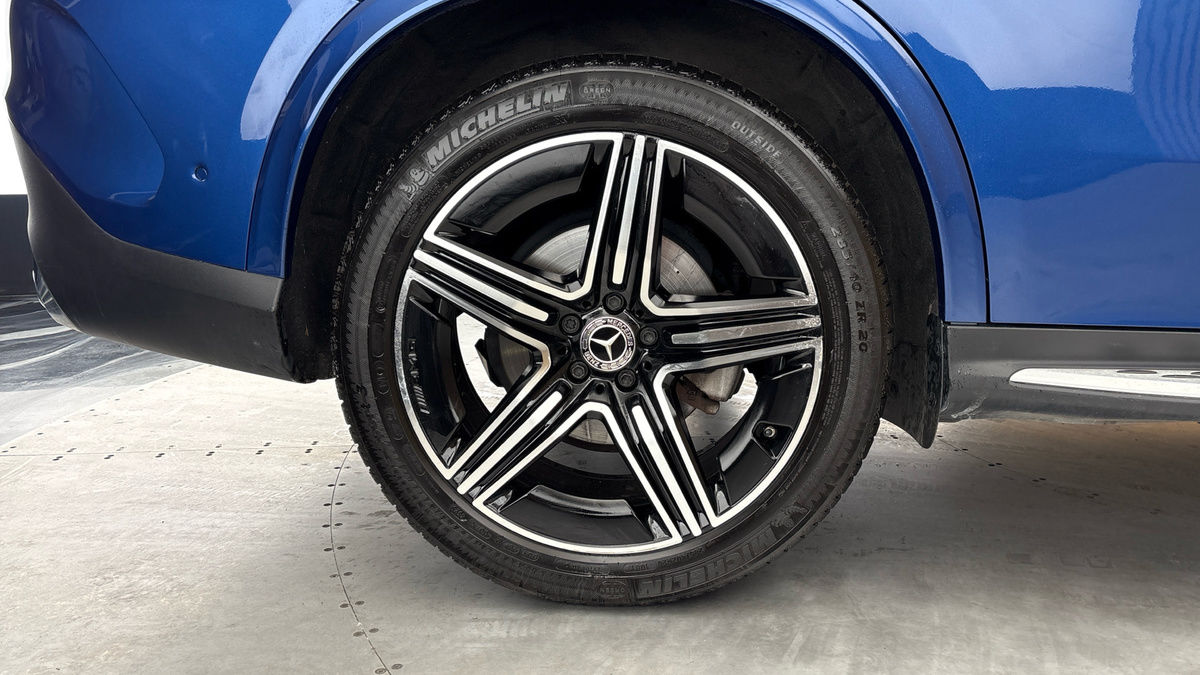 Mercedes-Benz GLC Image 10