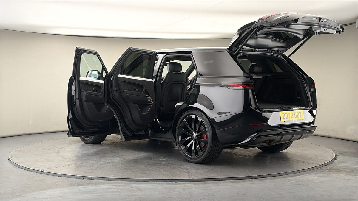 More views of Land Rover Range Rover Sport