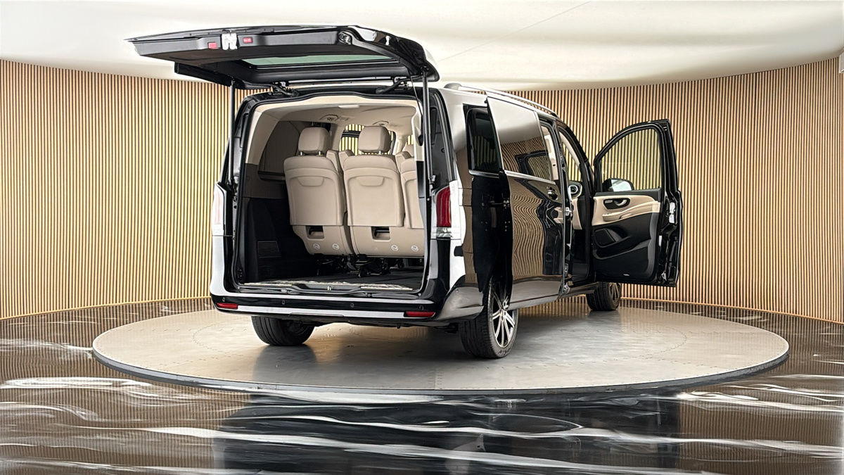 More views of Mercedes-Benz V Class