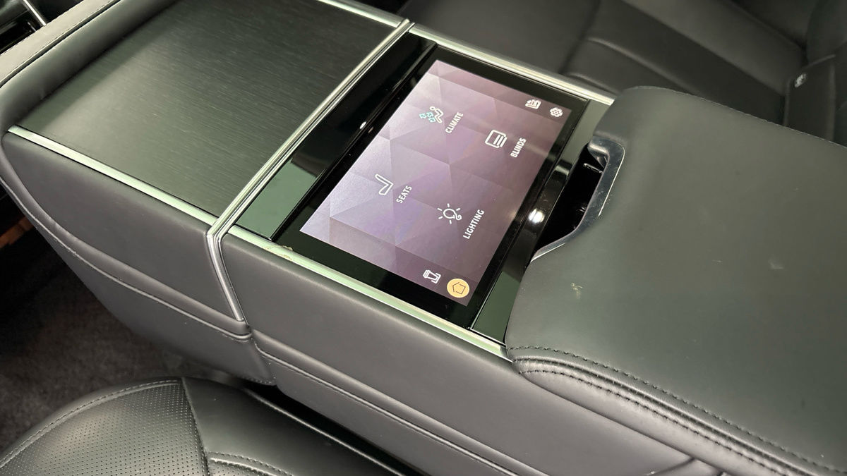 Land Rover Range Rover Image 28