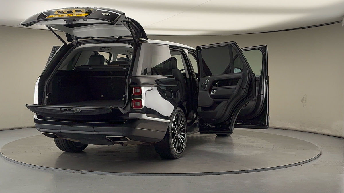 More views of Land Rover Range Rover