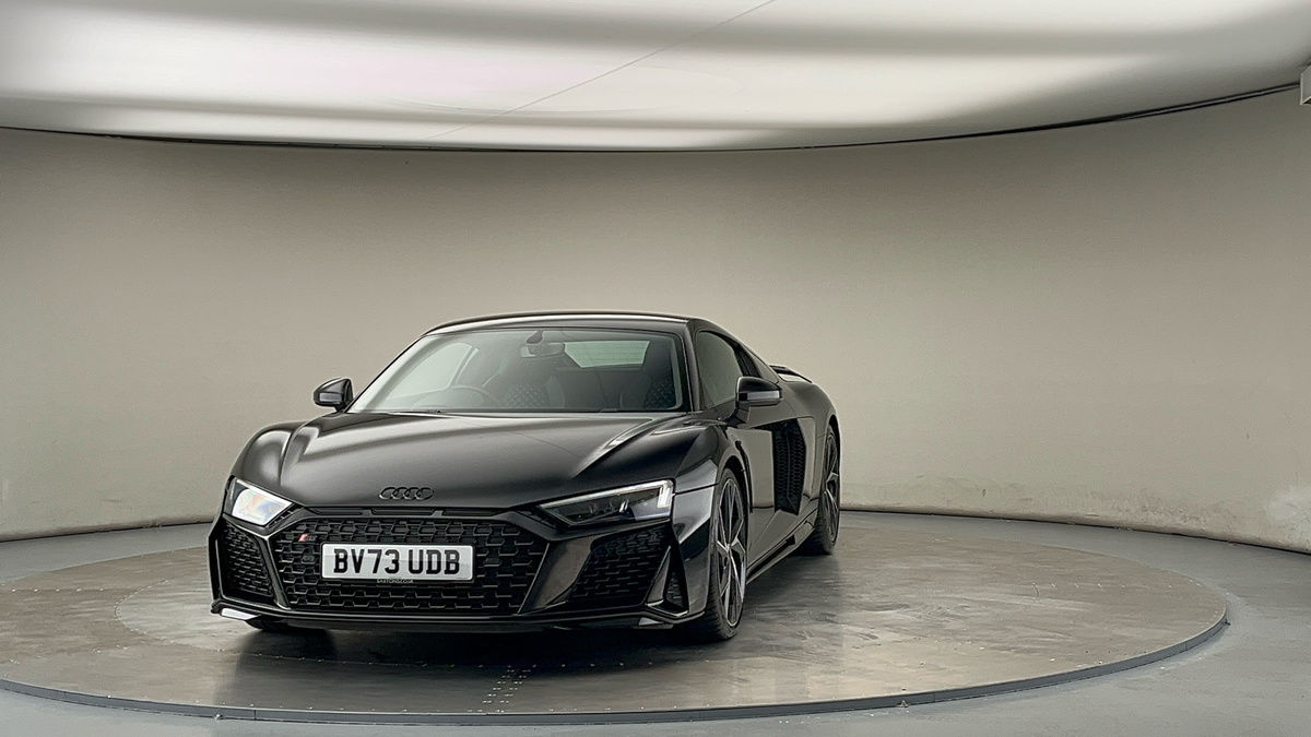 More views of Audi R8