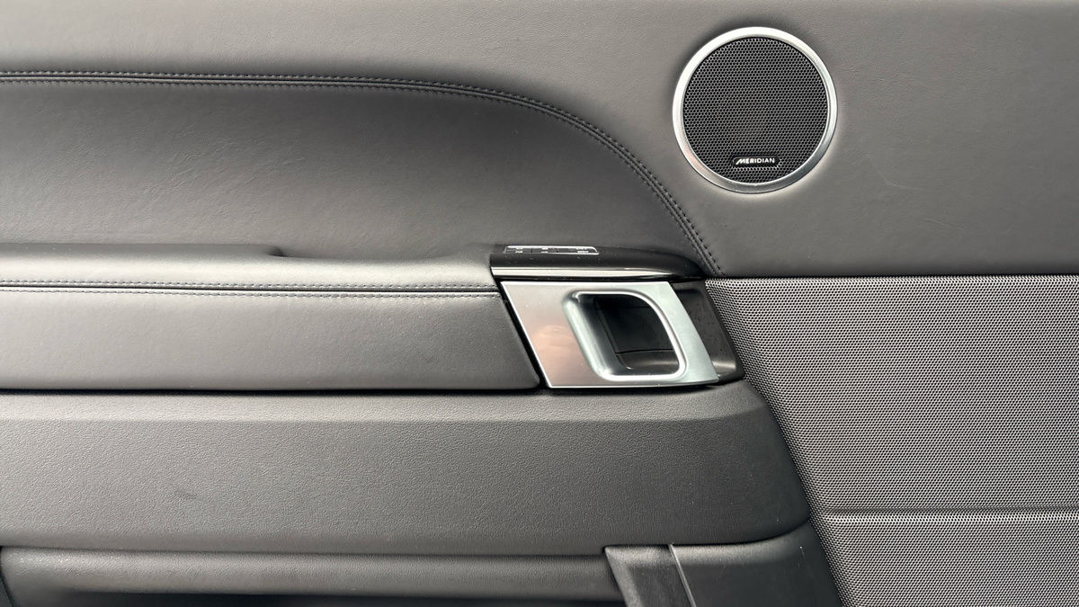 Land Rover Range Rover Sport Image 19