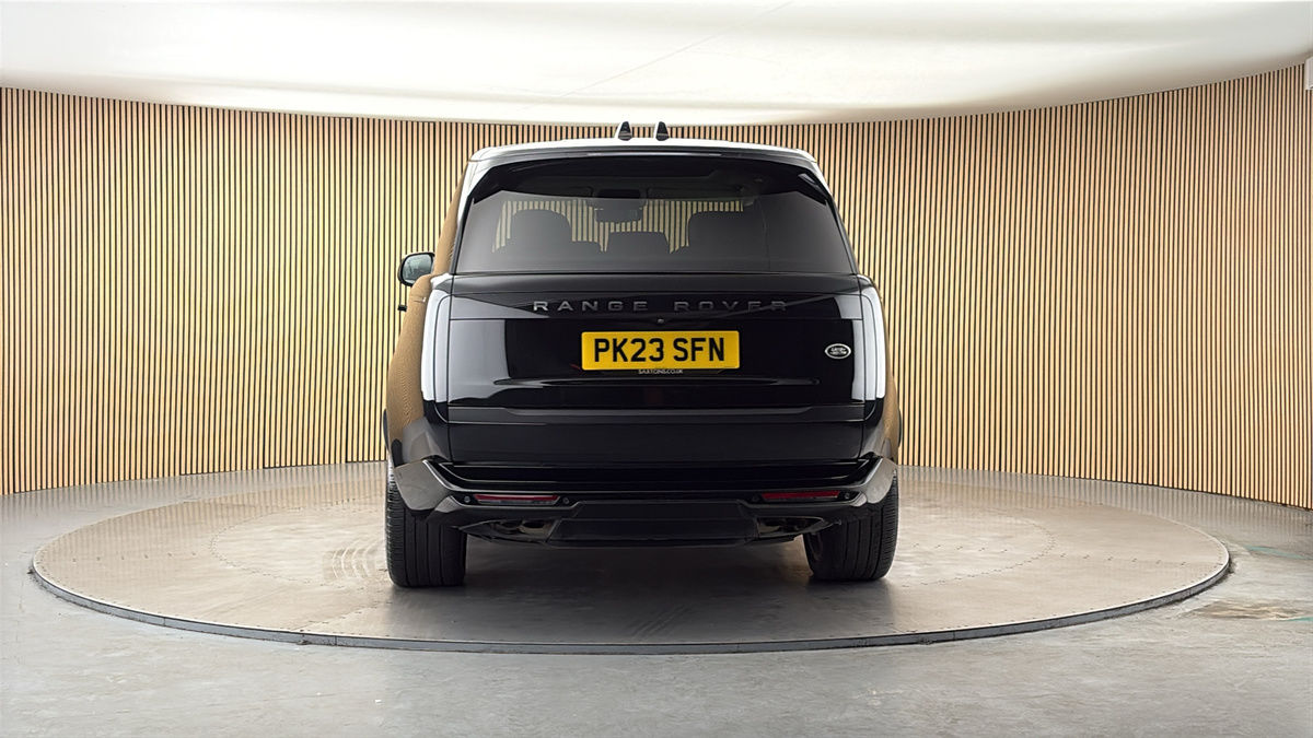 More views of Land Rover Range Rover